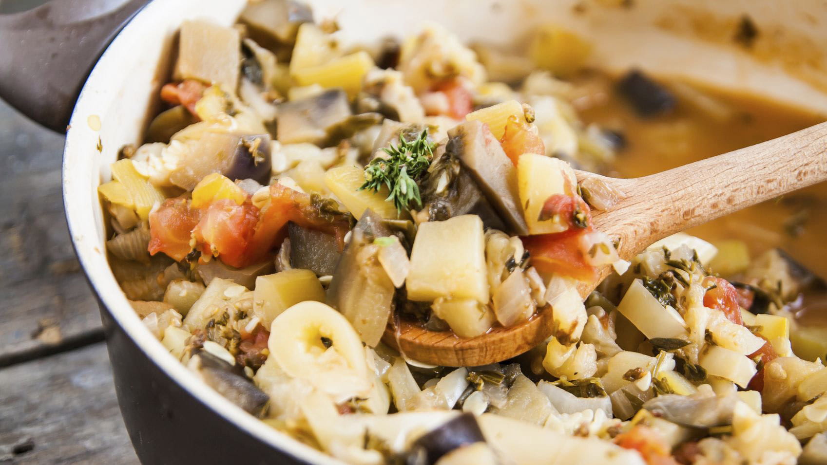 Przepis_na_bigos_z_cukinii_Kamis