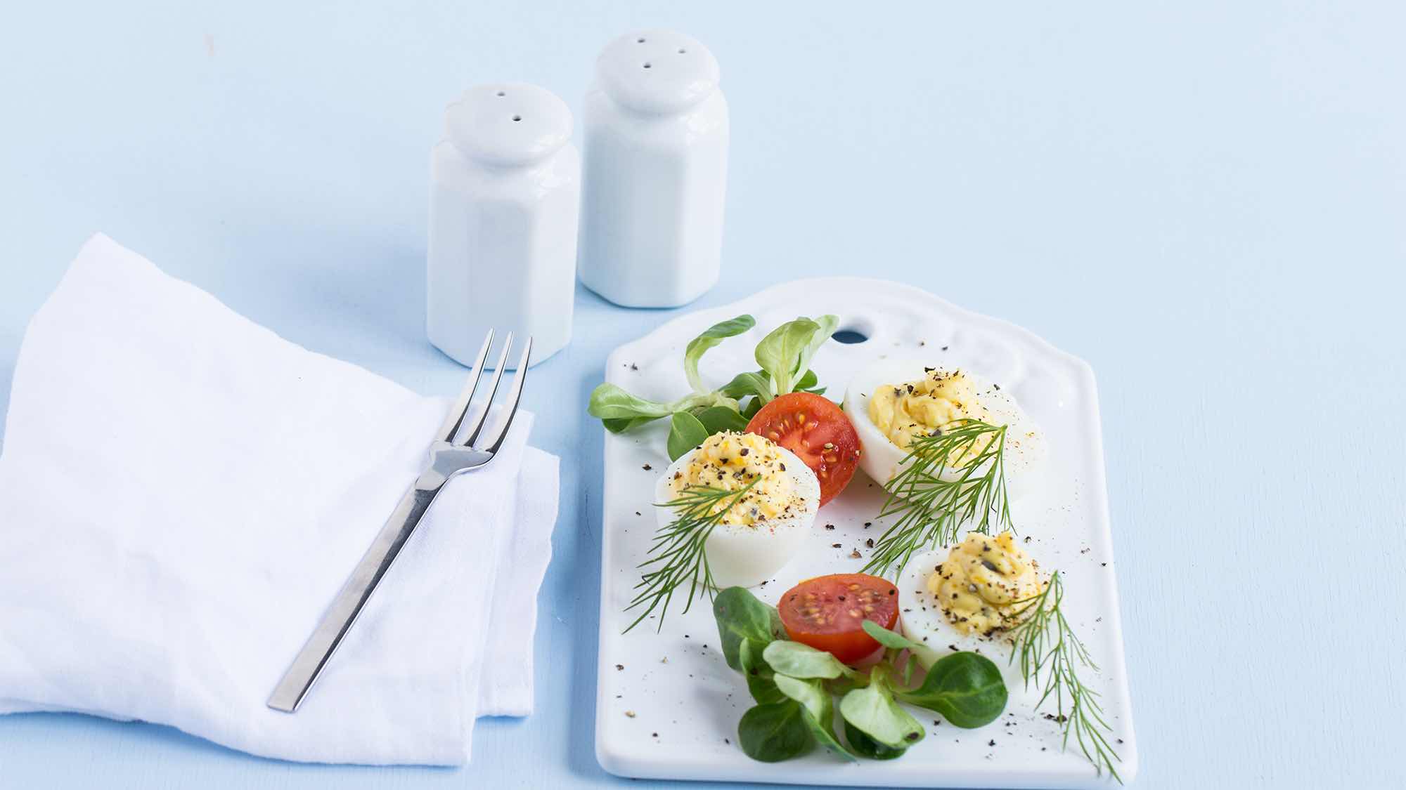 Jajka faszerowane z anchois - przepis