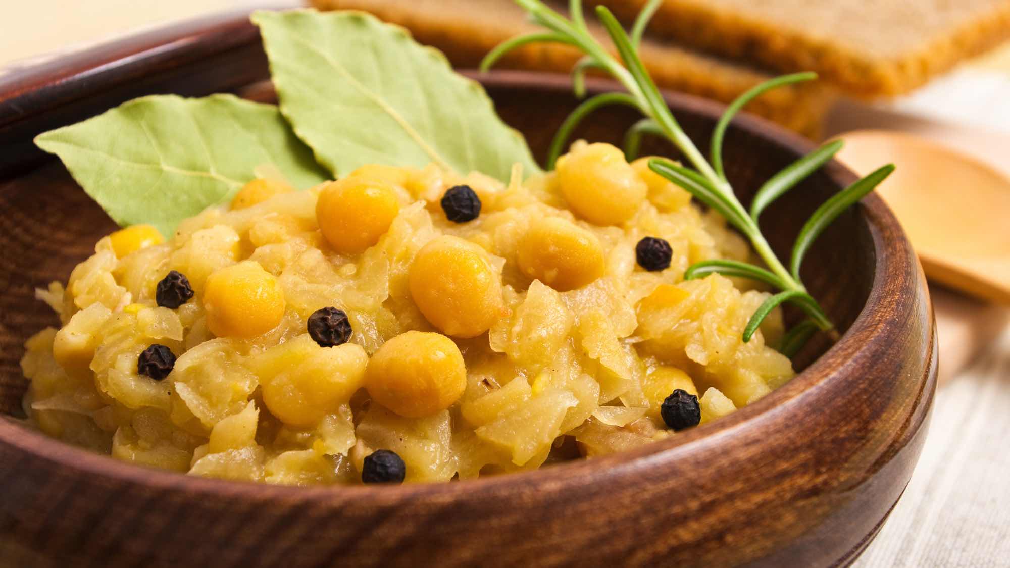 Kapusta z grochem - łatwy przepis na świąteczne danie