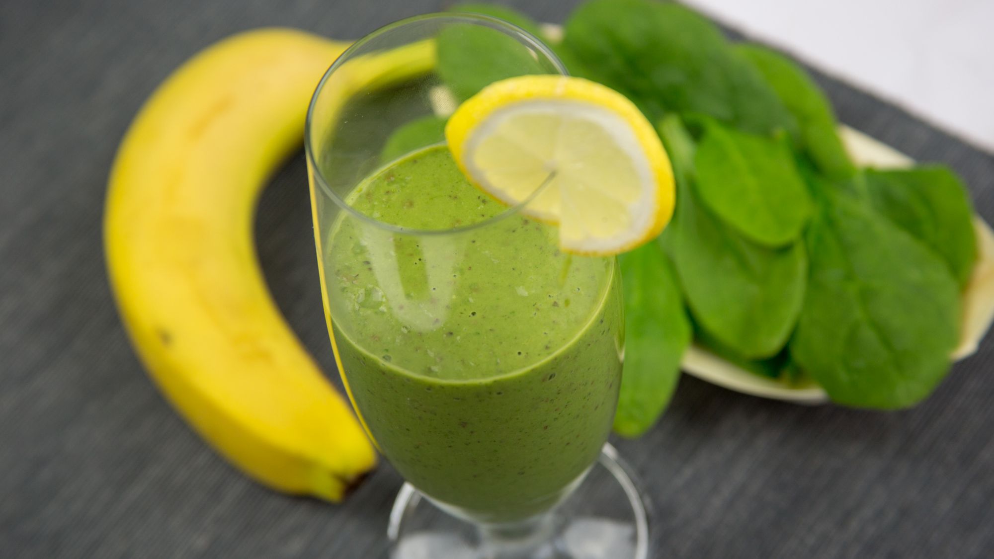 Koktajl z bananów i szpinaku