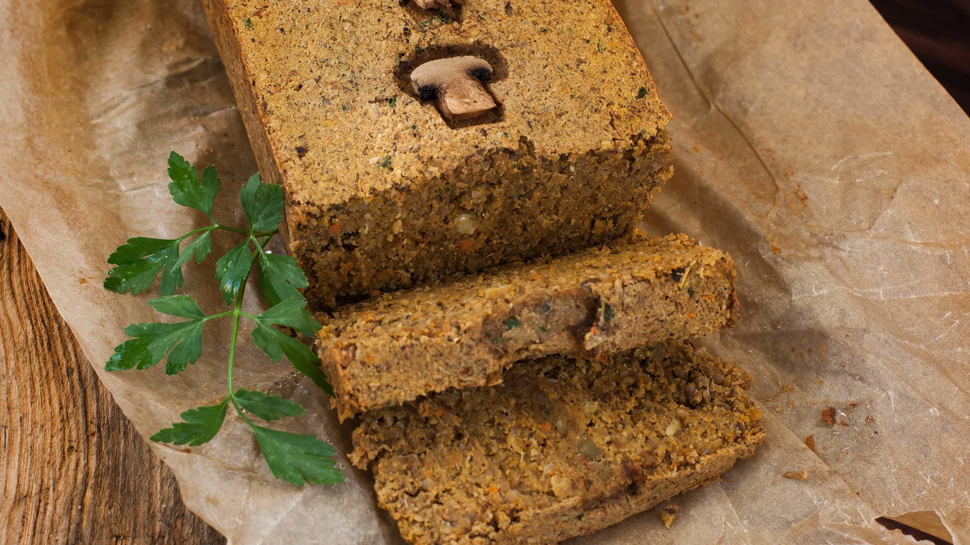 Pasztet z sandacza z leśnymi grzybami - przepis Kamis