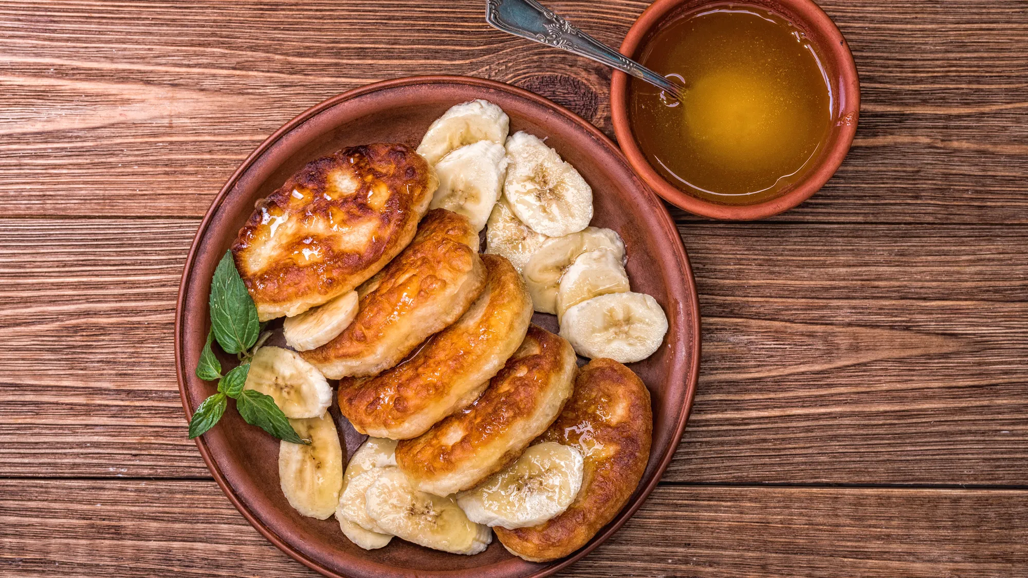 Szybkie placuszki bananowe według przepisu Justyny Kozłowskiej l Kamis.pl