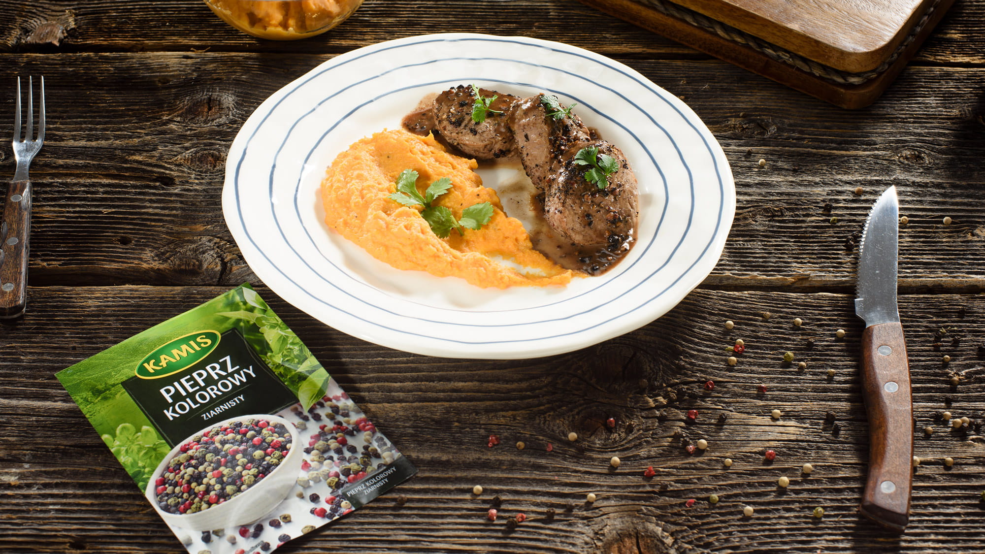 Poledwiczki_wieprzowe_w_kolorowym_pieprzu_2000