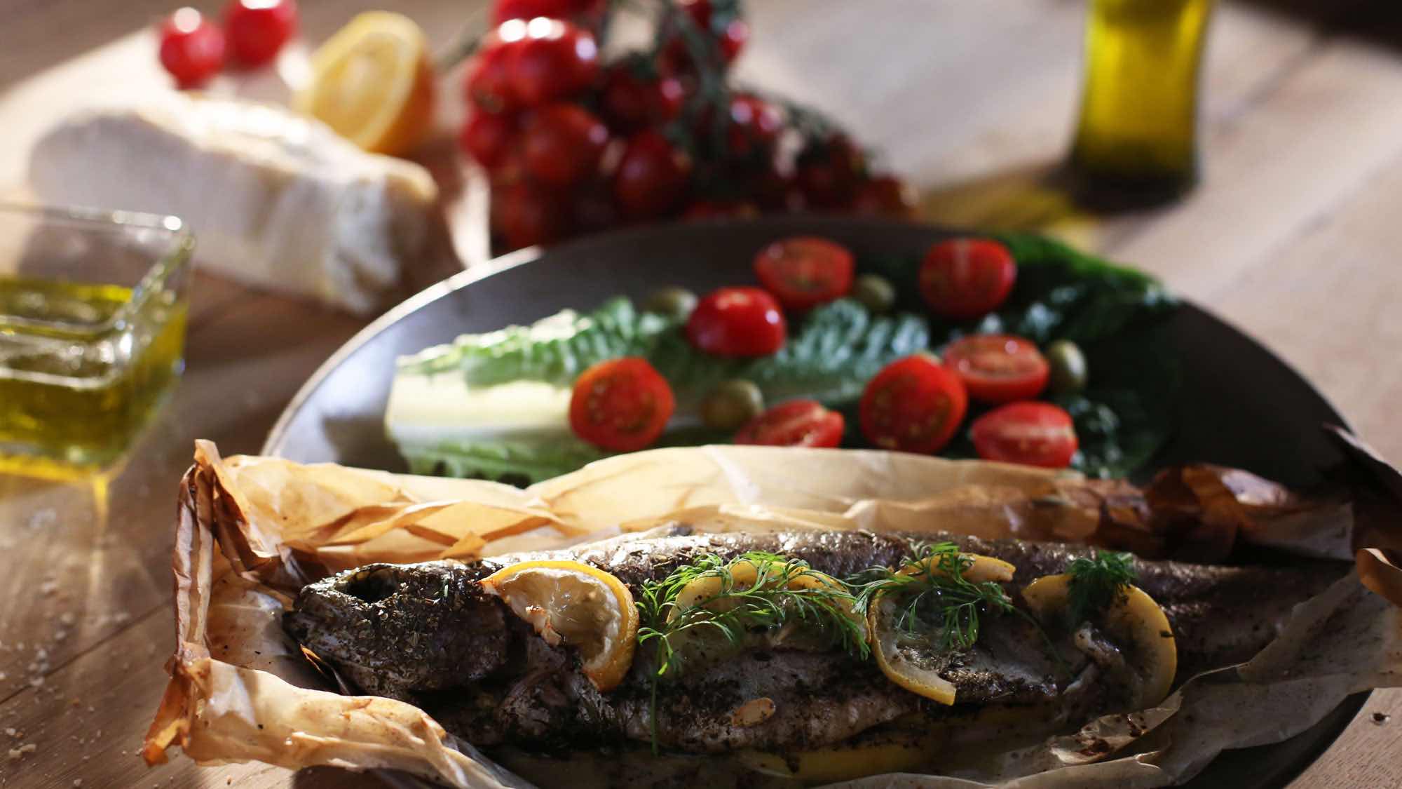 Pstrąg po prowansalsku pieczony z cytrynami przepis