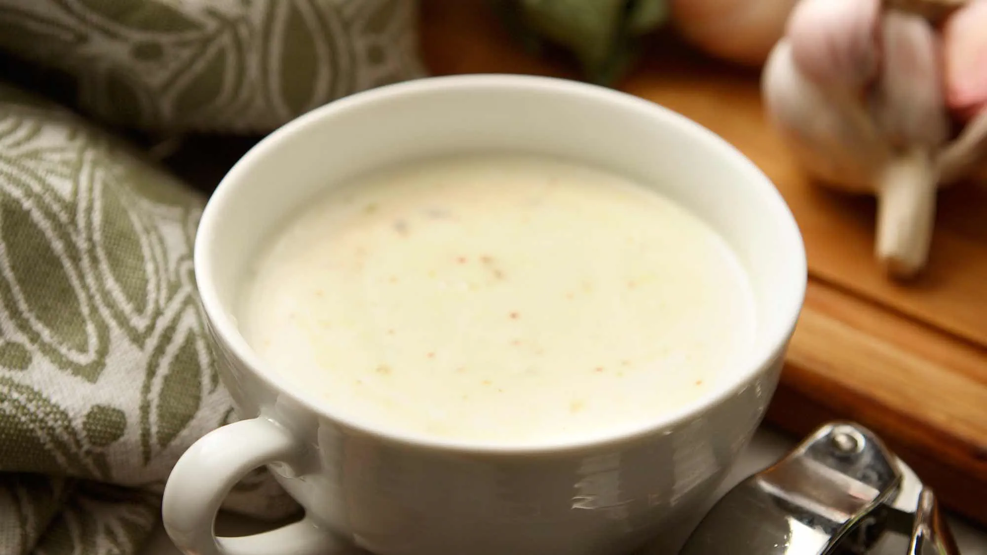 Wielkanocna zupa chrzanowa