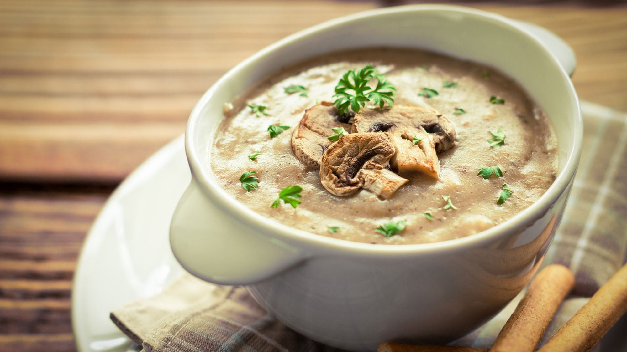 Zupa pieczarkowa - przepis Kamis