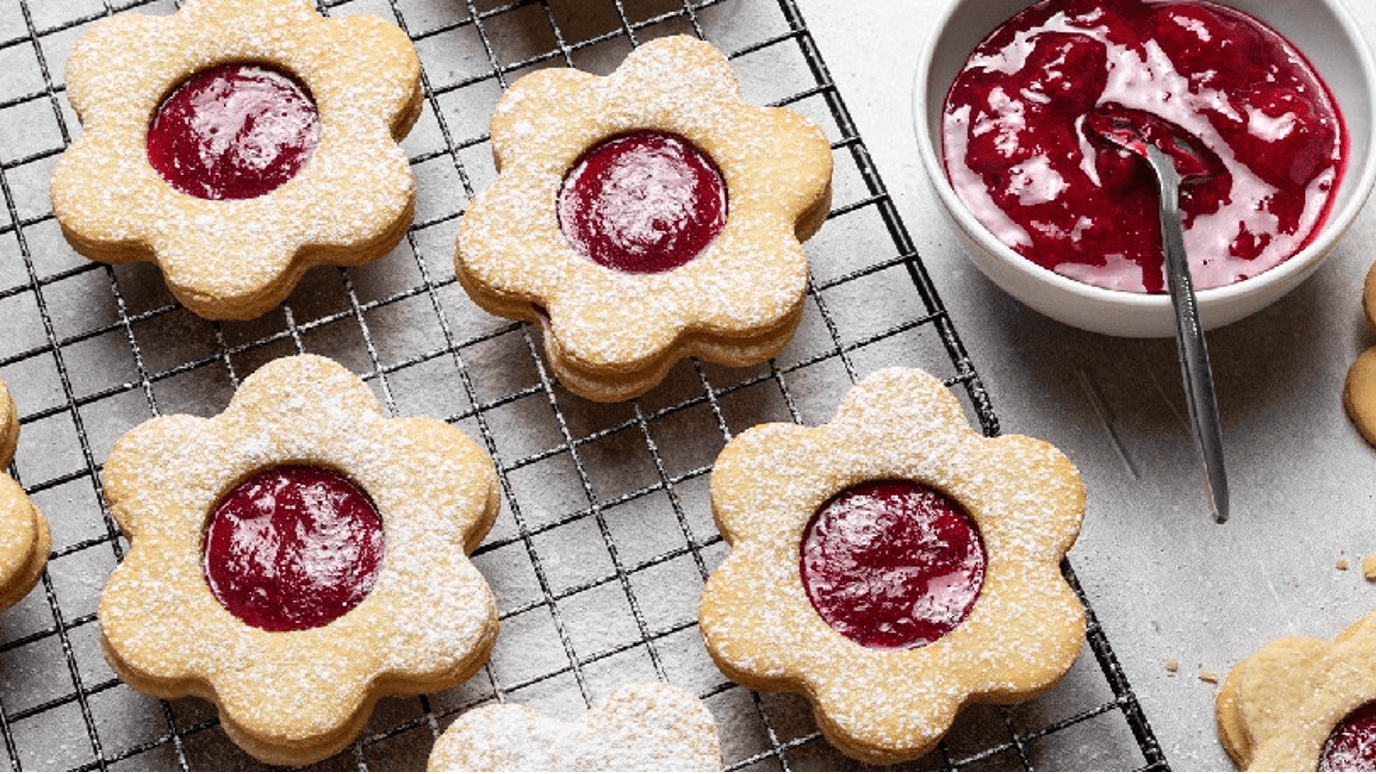 Kruche ciasteczka z wiśniami