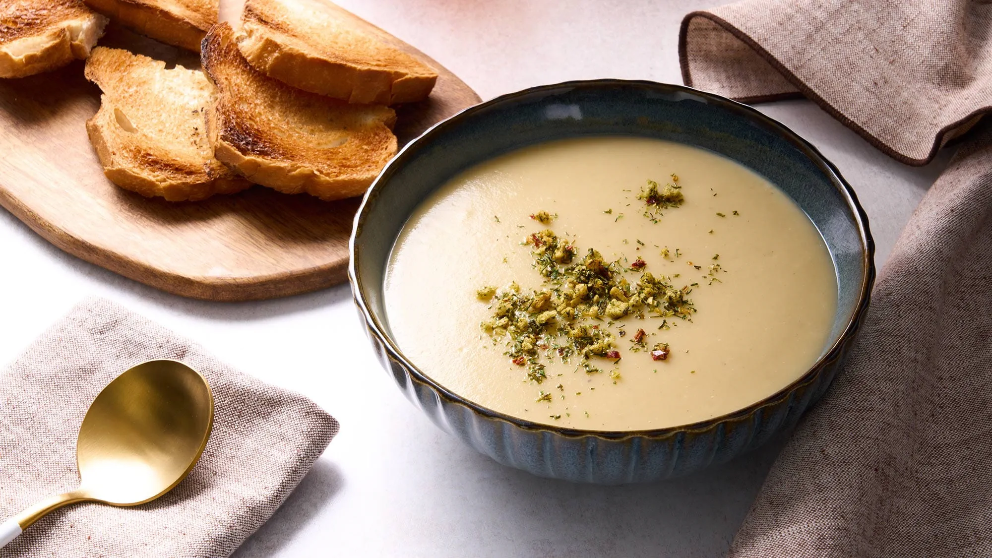 pear_parsley_cream_soup_2000x1125