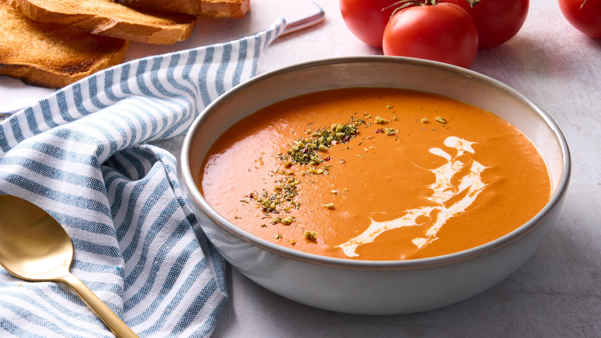tomato_roasted_pepper_cream_soup_2000x1125