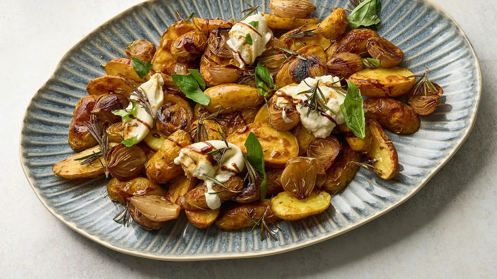 baked_potatoes_balsamic_vinegar_rosemary_2000x1125