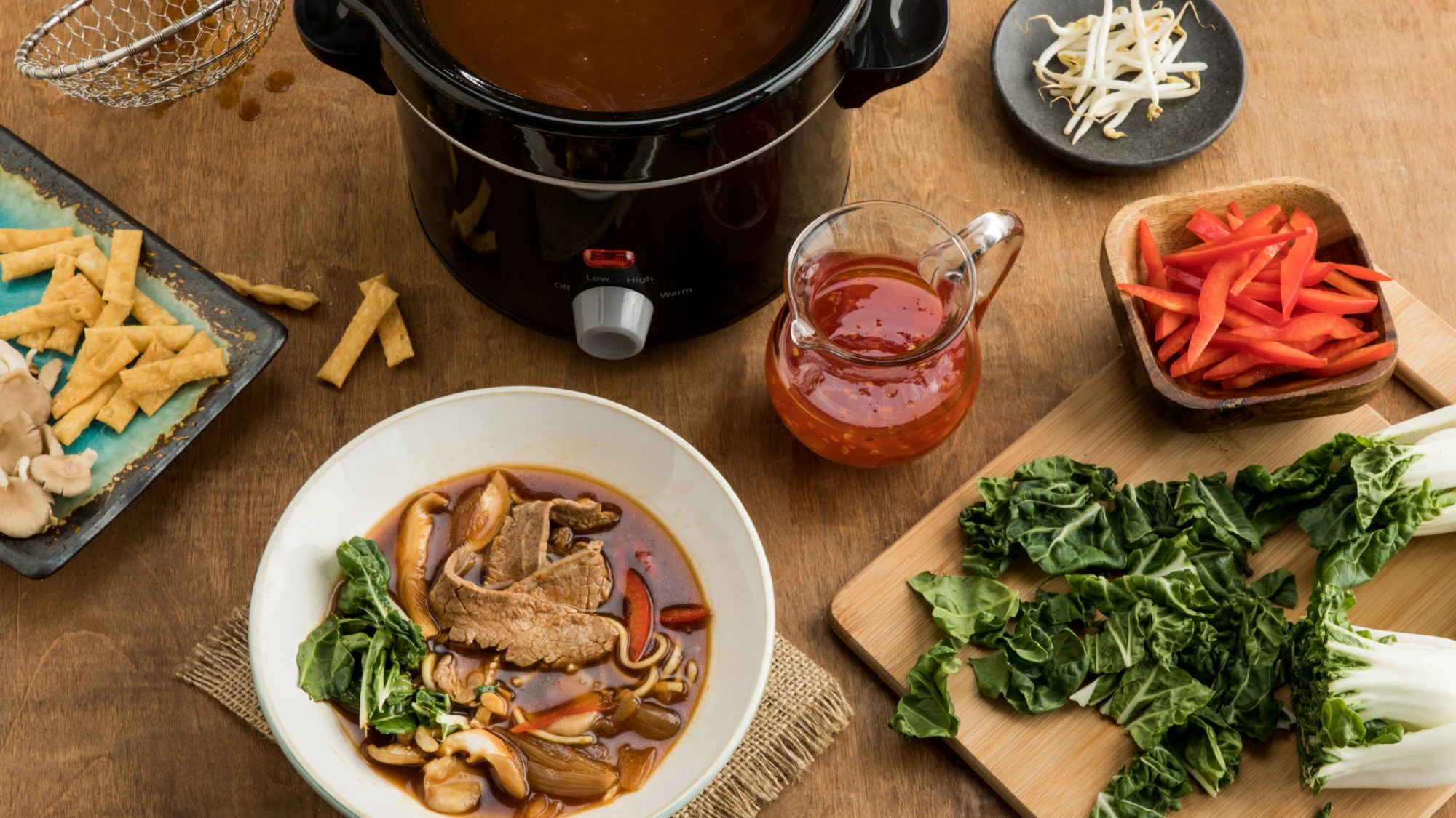 azjatycki_rosol_hot_pot_z_ostrym_sosem_chili_2000__1125