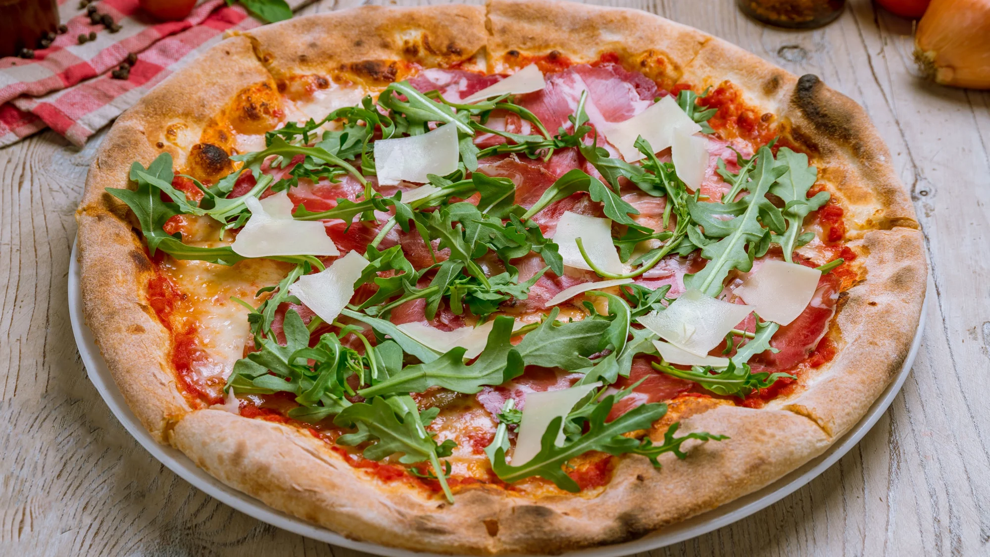 4_pizza_prosciutto_2000