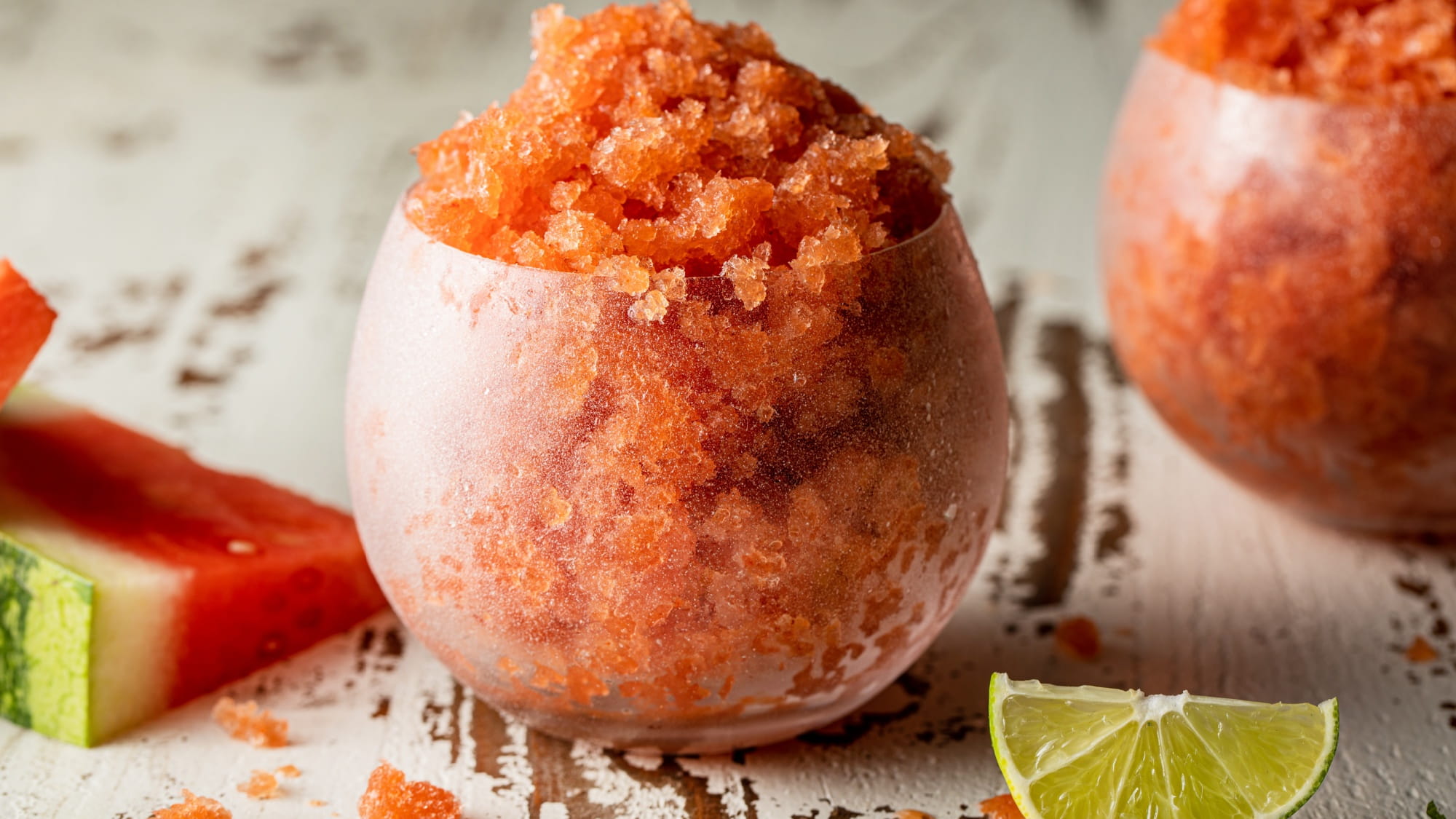 Arbuzowa granita z winem rosé i chilli