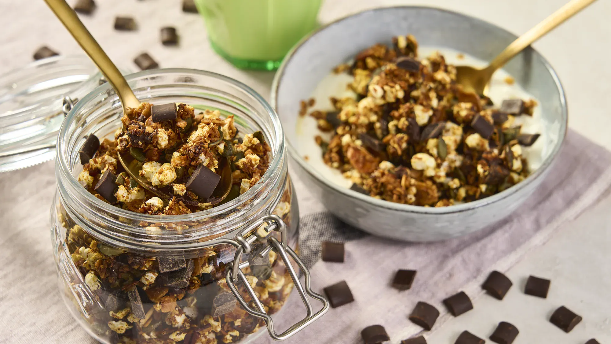 granola_dark_chocolate