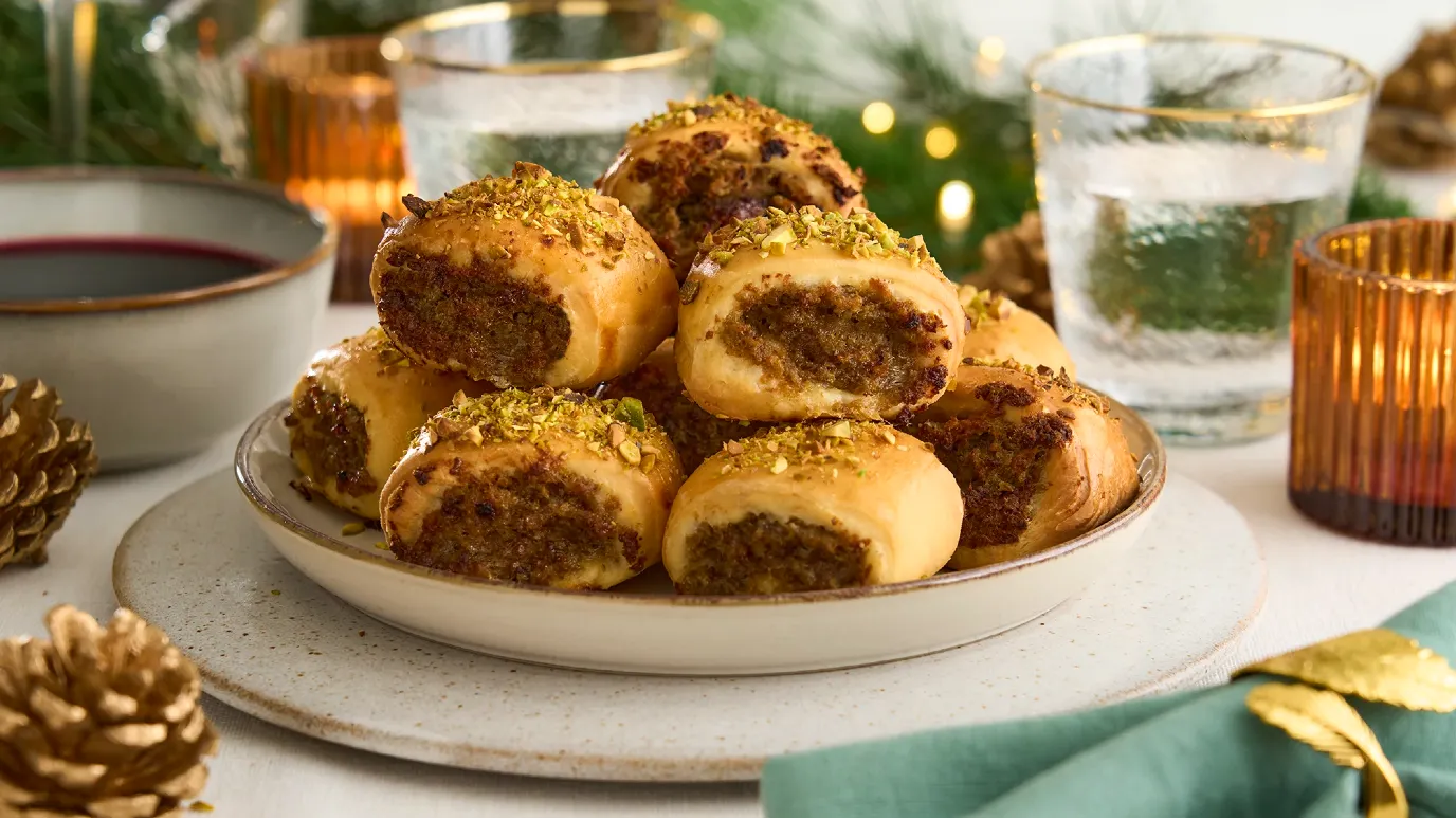 Korzenne paszteciki z mięsnym nadzieniem