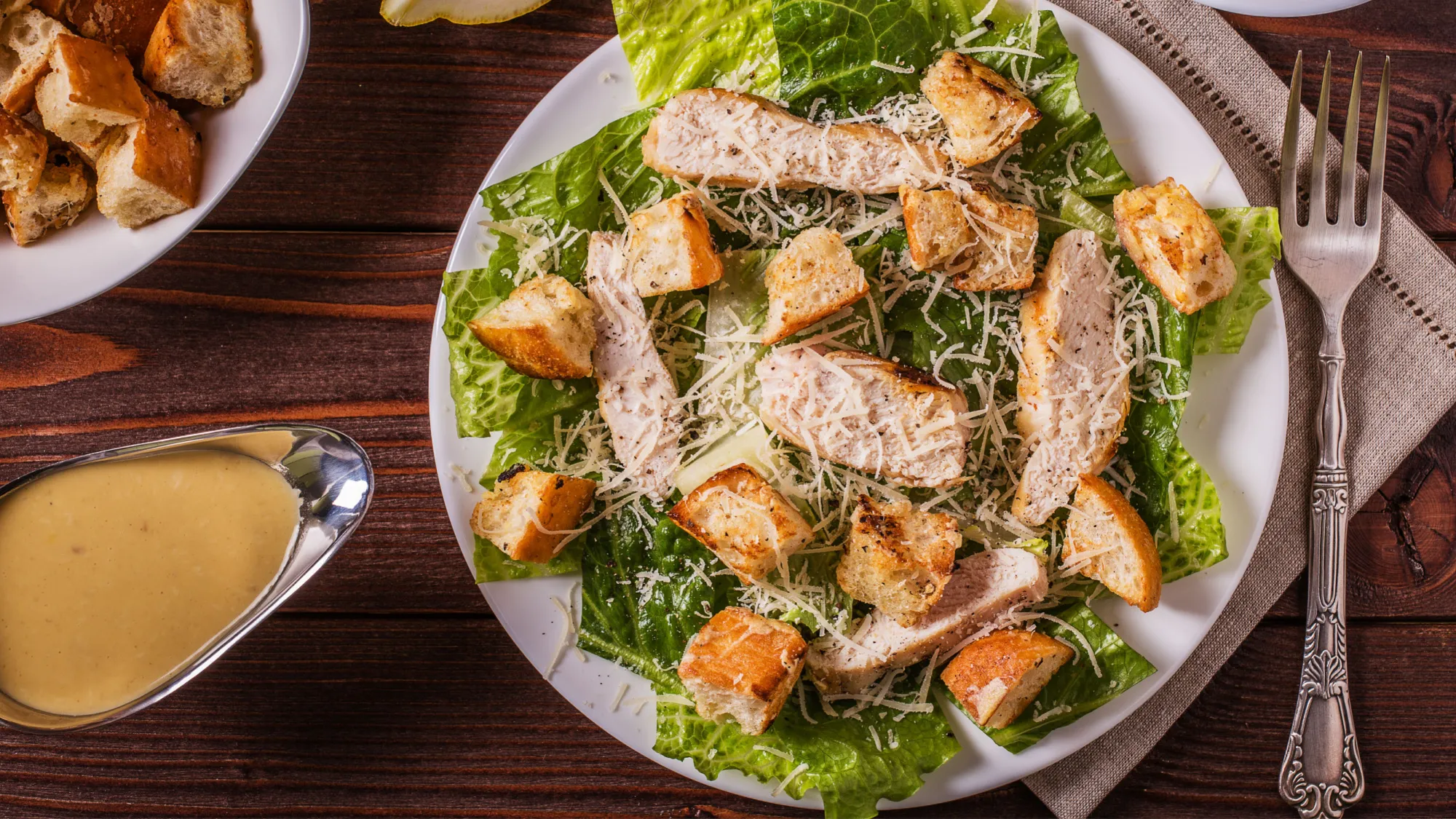 Saatka-z-grilowanym-kurczakiem