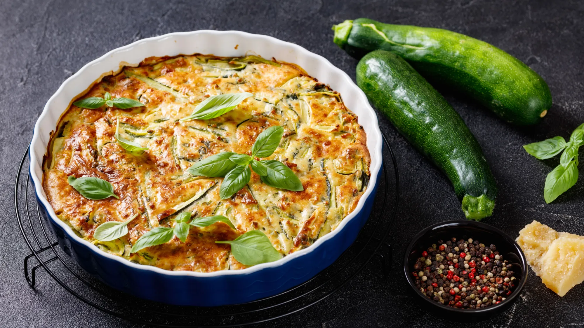 TARTA-Z-CUKINI-I-BRUKSELKAMI-2000x1125