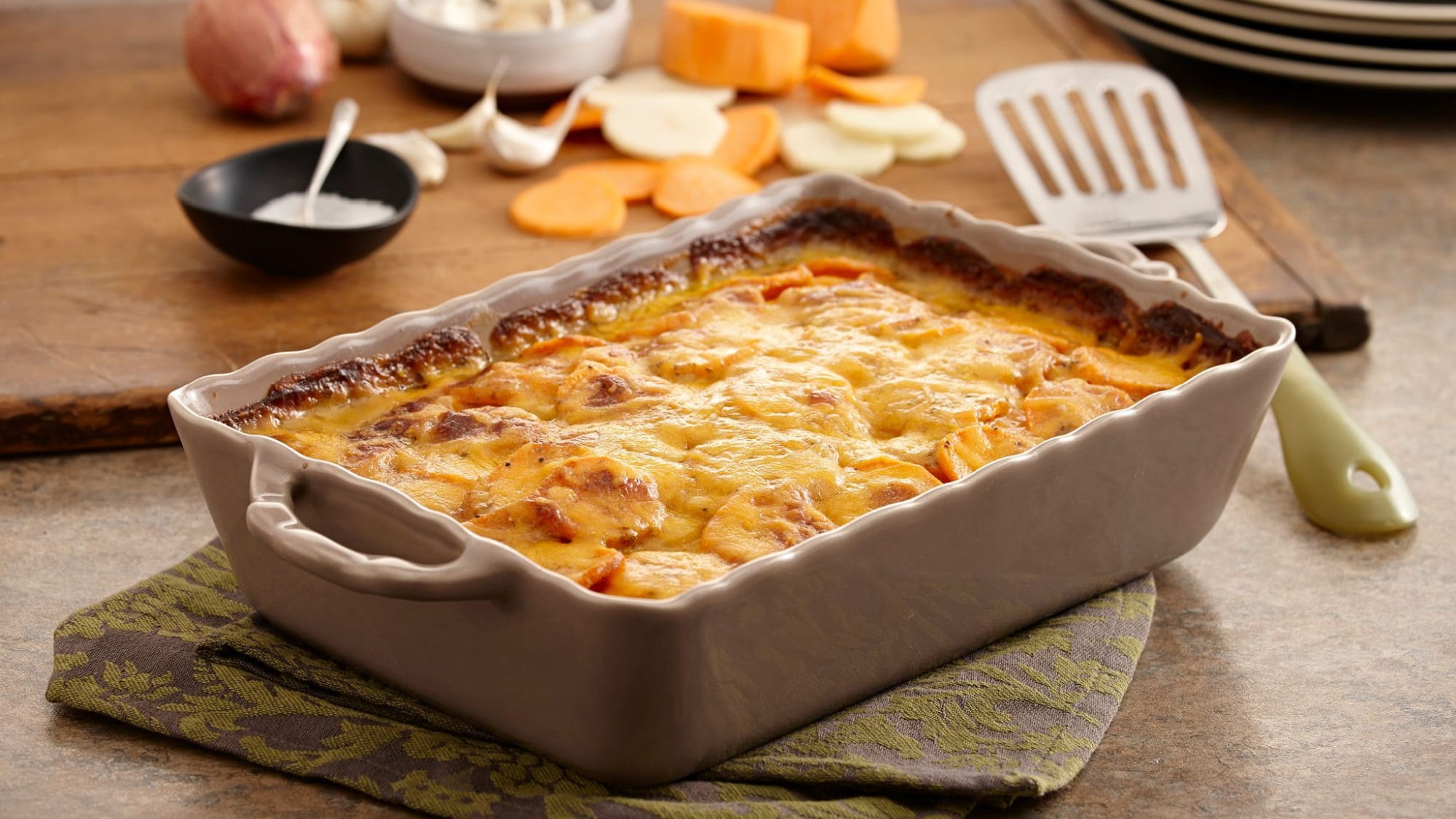 Zapiekanka z Ziemniaków I Sera Żółtego